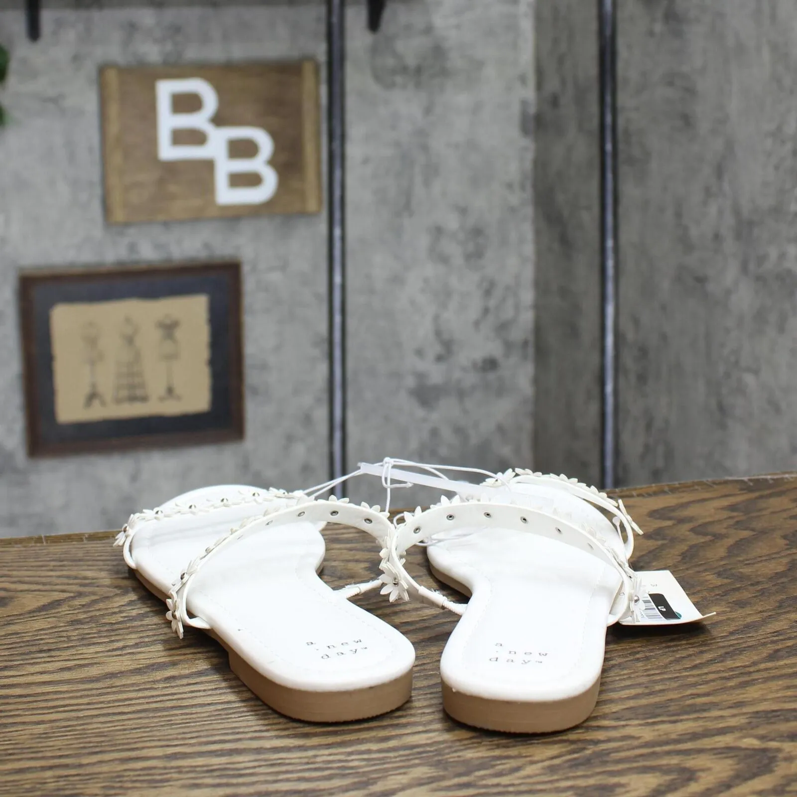 A New Day Women's Steffie Slide Sandals 89375750 White 9M