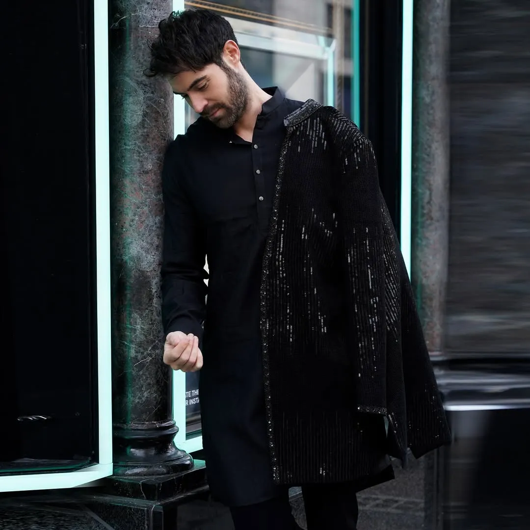 AARIZ KURTA & TROUSER WITH OPEN JACKET