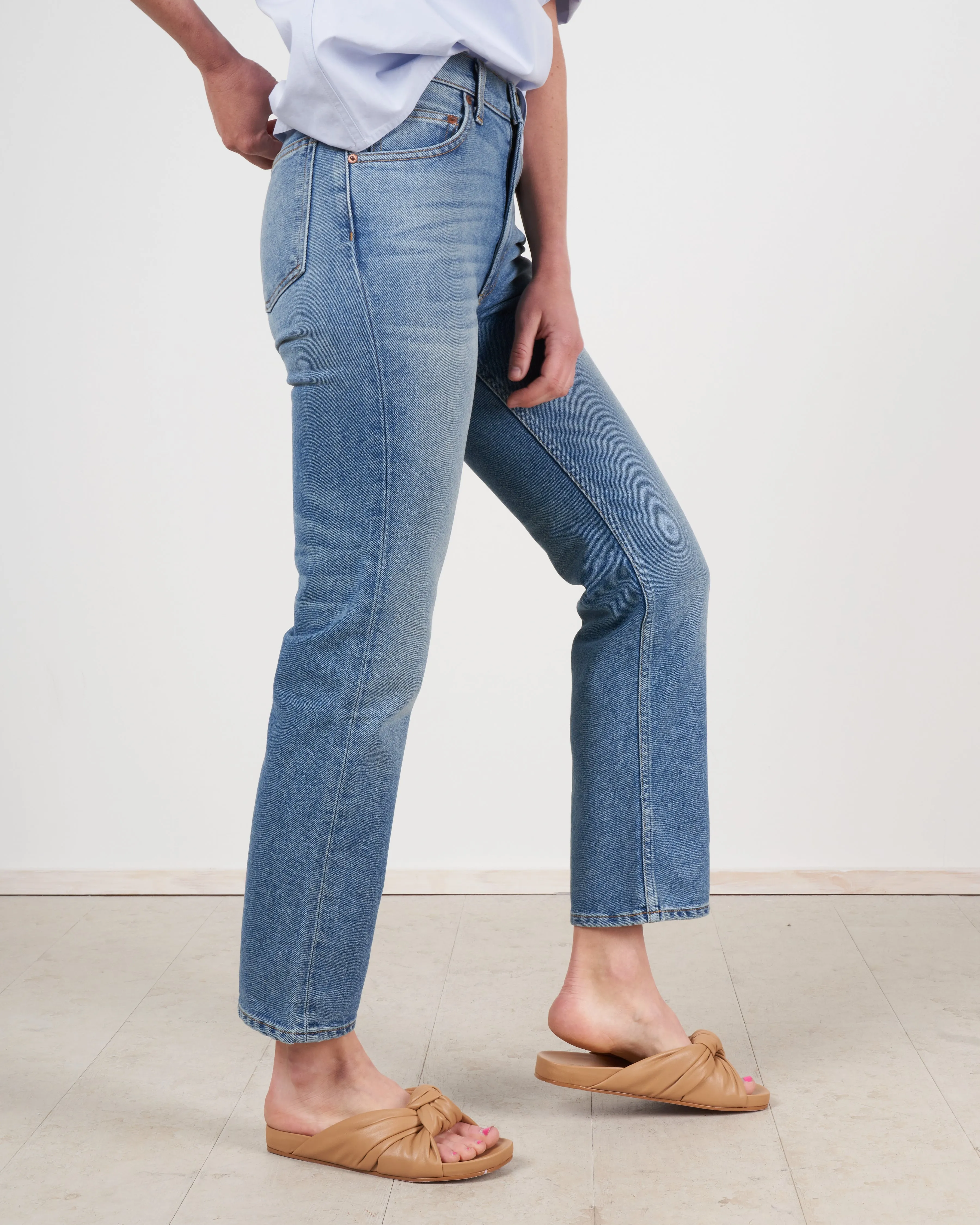 field mid rise kick - faded indigo
