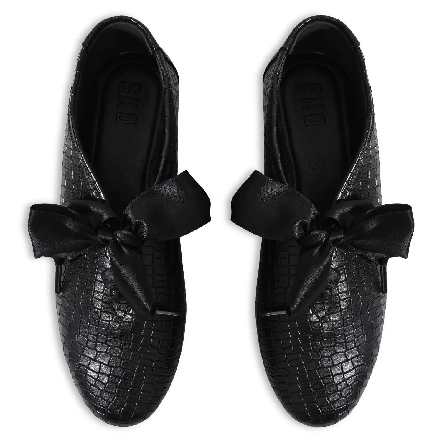 Freya Black Derby Shoes With Bow Laces For Women