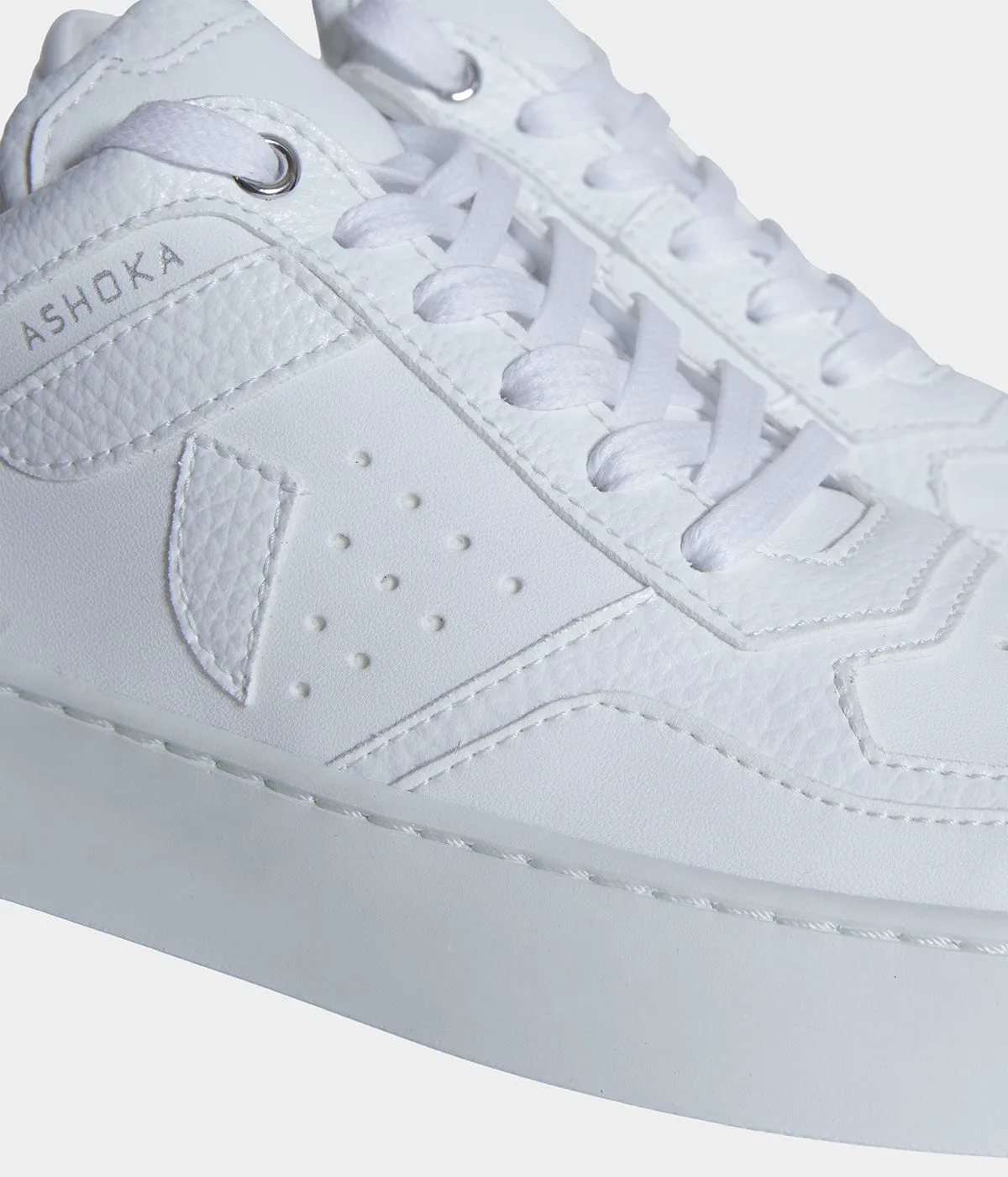 Mateo Unisex Biosourced & Recycled Low Sneakers | White