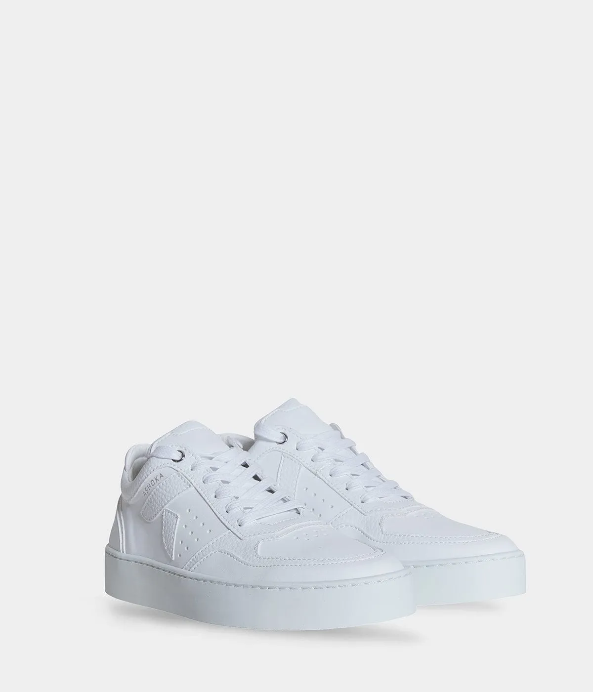 Mateo Unisex Biosourced & Recycled Low Sneakers | White