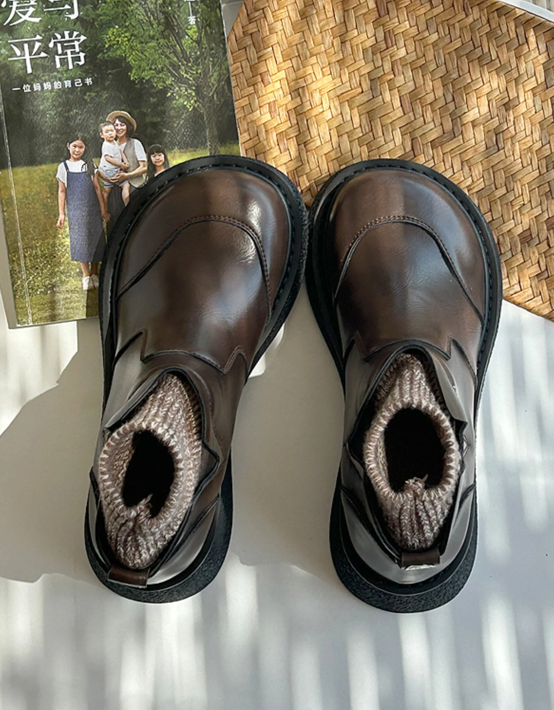 Retro Leather Wide Toe Box Winter Boots