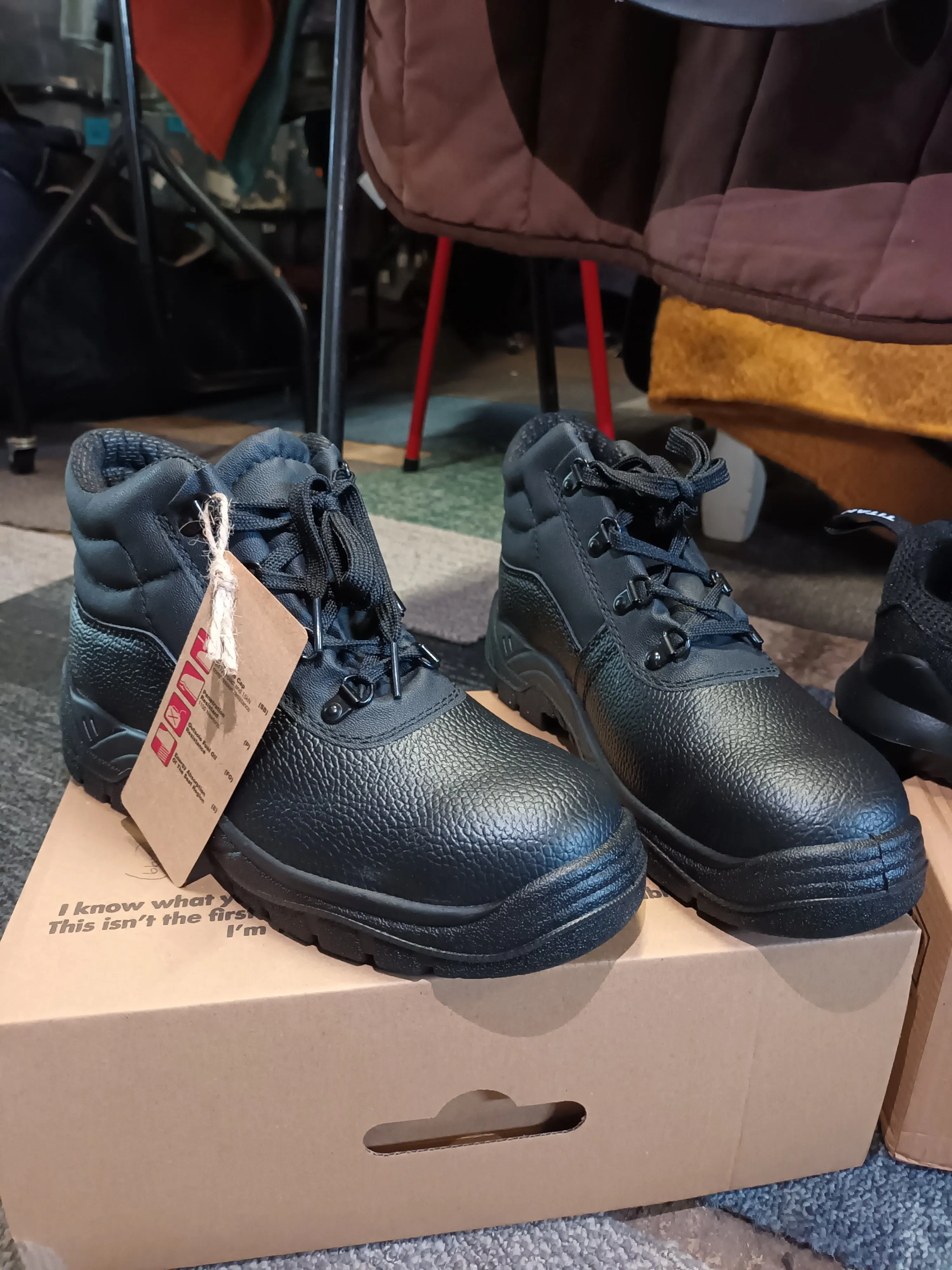 Safety wear, chukka boot, Steal toe cap, unisex