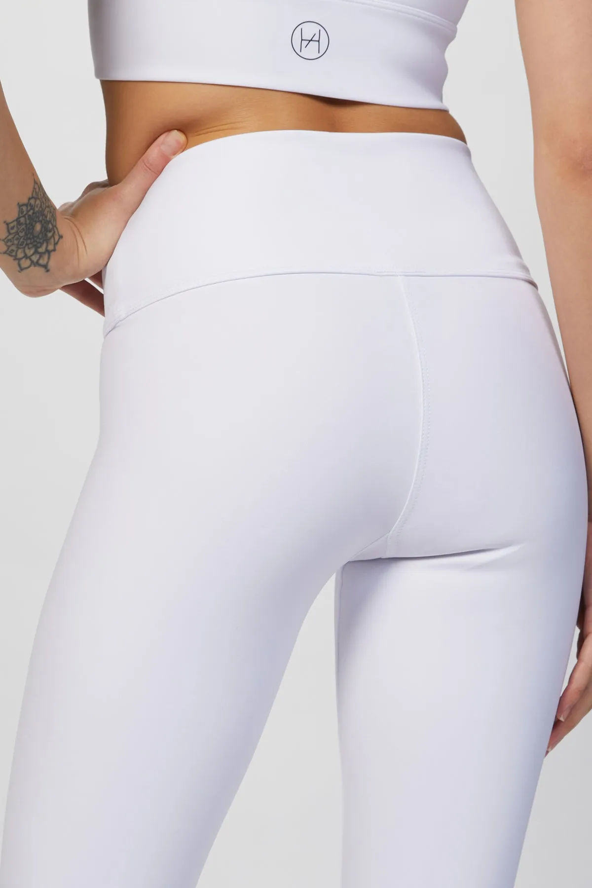THE LEGGING