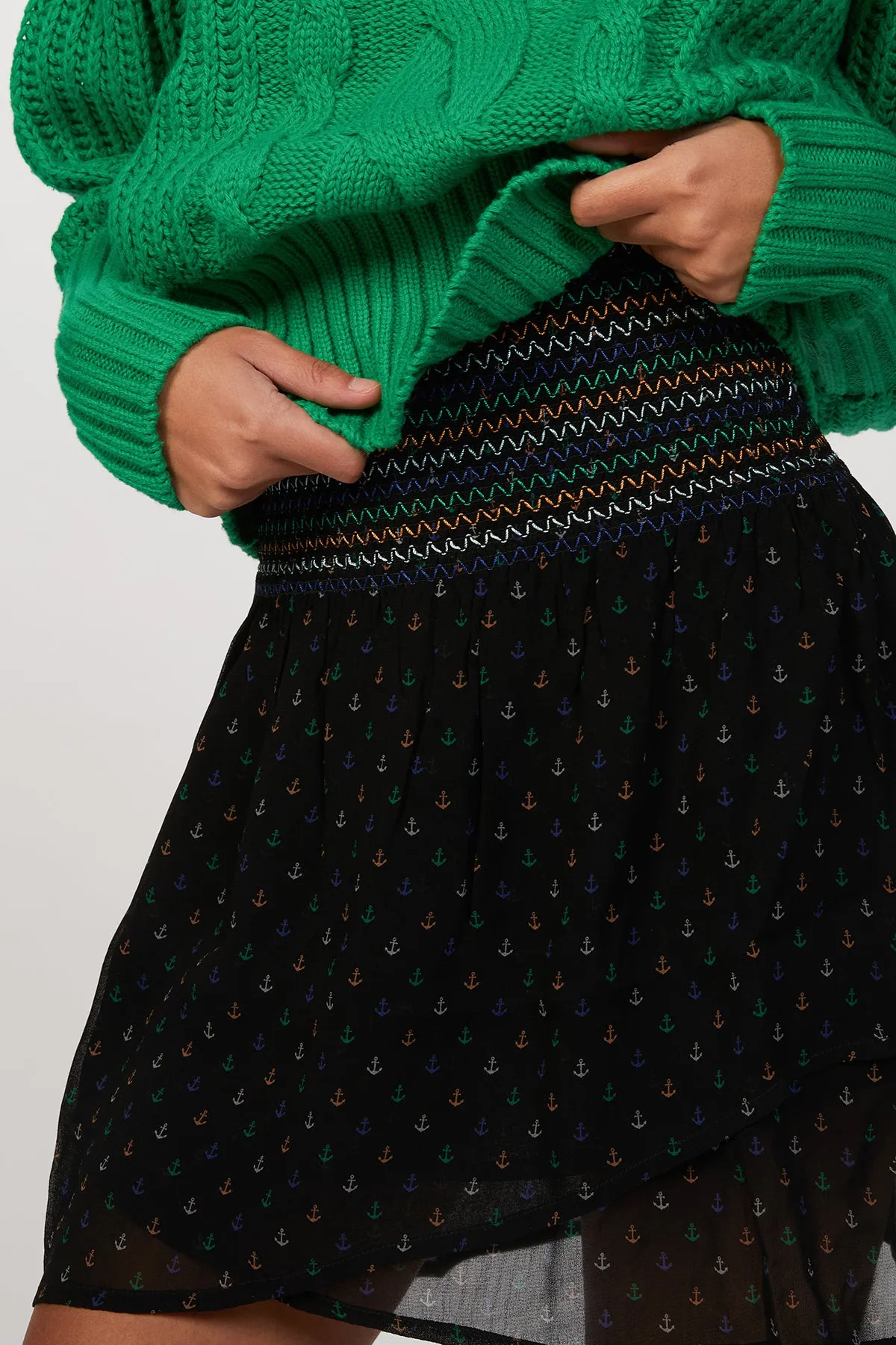 TOWN SKIRT